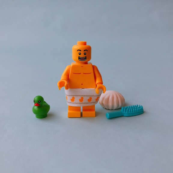 レゴミニフィグシリーズ19　Shower Guy（シャワーをしている男性）