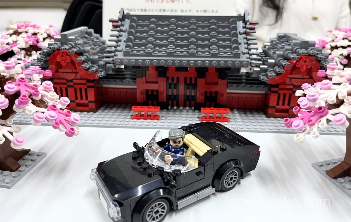 第76回東大駒場祭・レゴ部の展示(赤門)