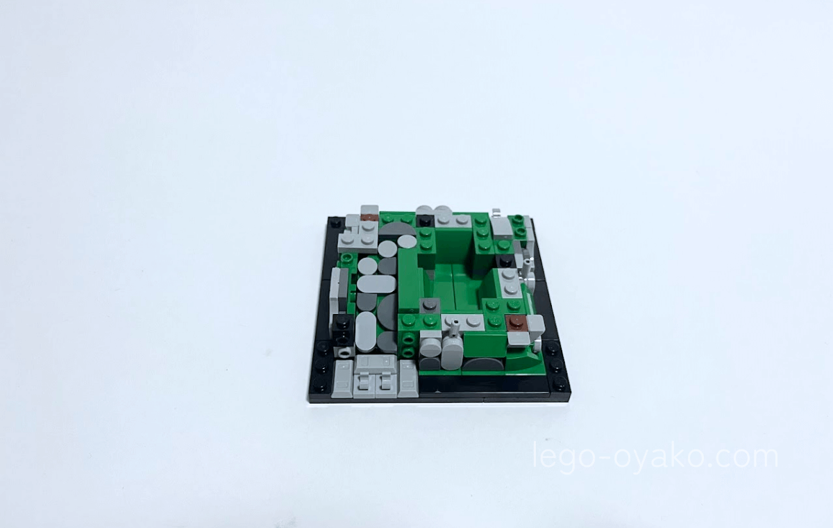 騎士の城＜ミニセット＞（40775）を組み立てている途中の写真