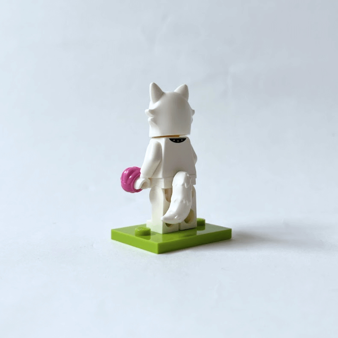 レゴミニフィギュア（ミニフィグ）シリーズ28どうぶつ ふわふわネコちゃん背面