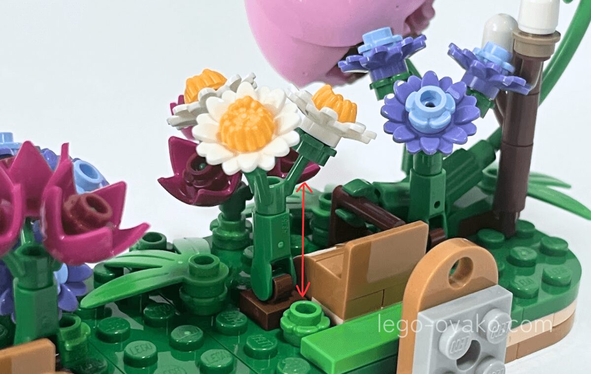 レゴ®ボタニカル フラワーフォトフレーム(40916)の2袋目を組み立てたところ