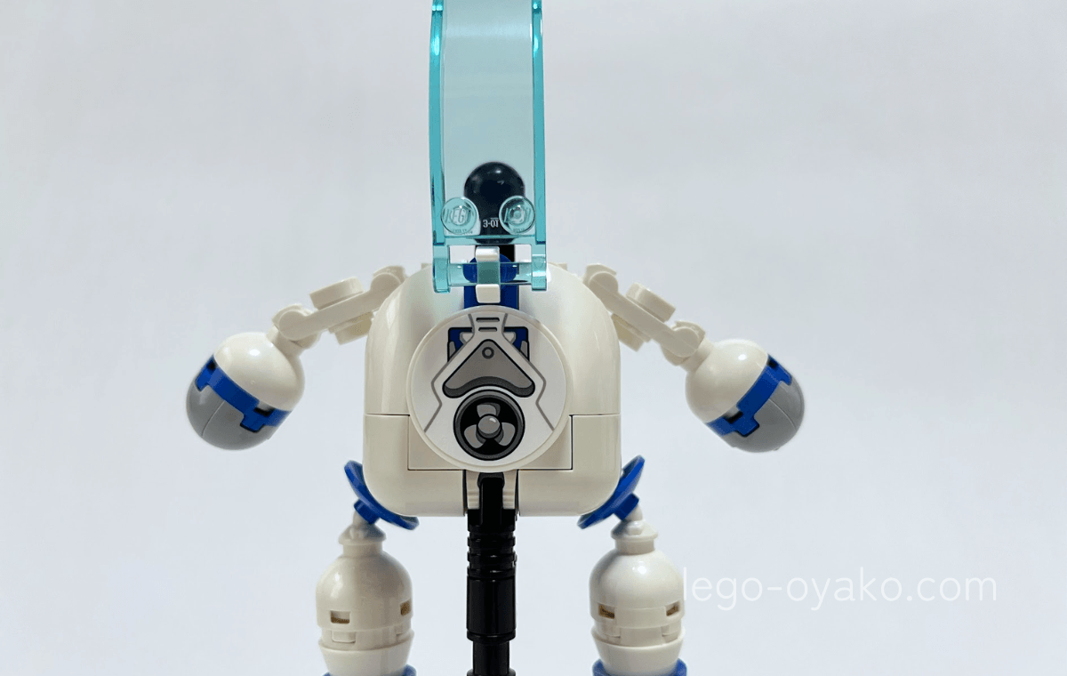 アストロボット™(40899)の後ろ姿